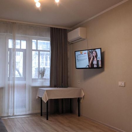 Apartment Near City Center On Peremohy Avenue 46 Csernyihiv Kültér fotó
