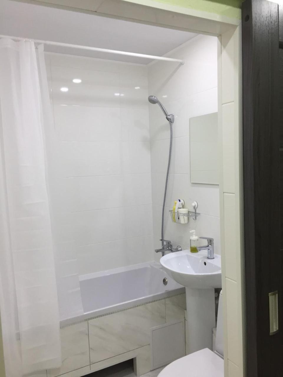 Apartment Near City Center On Peremohy Avenue 46 Csernyihiv Kültér fotó